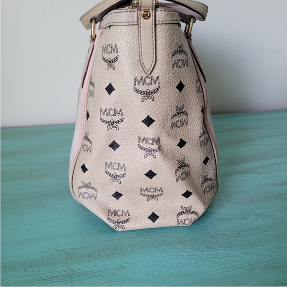 MCM Beige and Pink Shoulder Bag - Picture 10 of 12